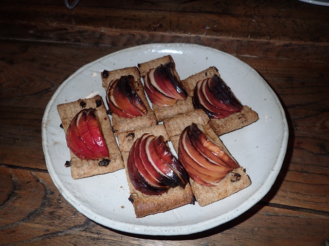 PB011438